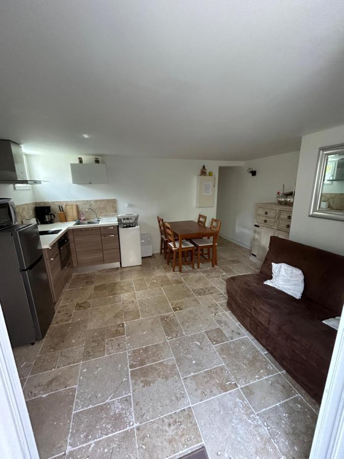 Appartement T2 Bas De Sur La Côte D'azur Confort